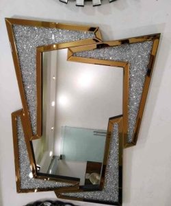 7660a858-6b3e-11e9-9750-525400e1a43f